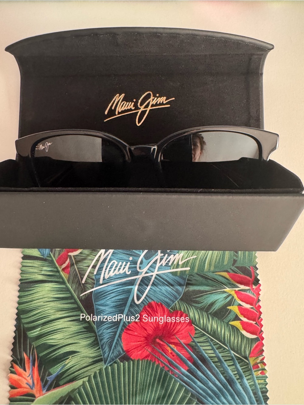 Maui Jim Ku‘ikahi AF STG-SG Polarized Sunglasses Black / Gray 55mm Made in Italy - Picture 10 of 12